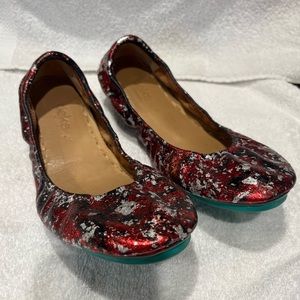 Size 9 Holiday Tieks